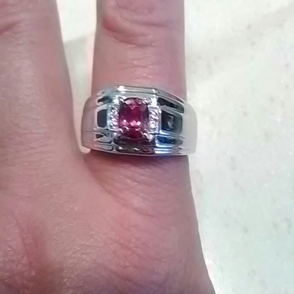 Tanzanian wine Garnet ring - Picture 5 of 5